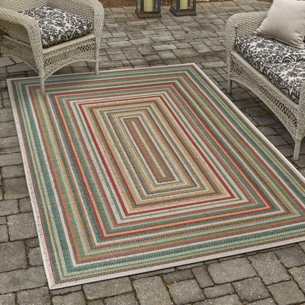 Sand & Stable Lucidia Geometric Indoor / Outdoor Area Rug in Green